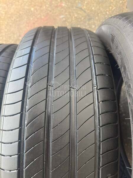 Michelin 215/55 R17 Letnja