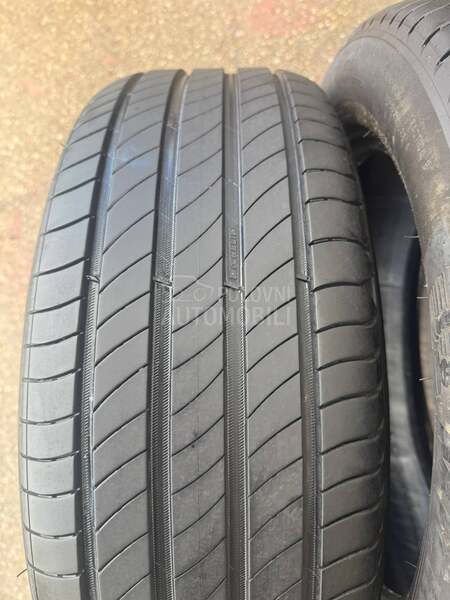 Michelin 215/55 R17 Letnja