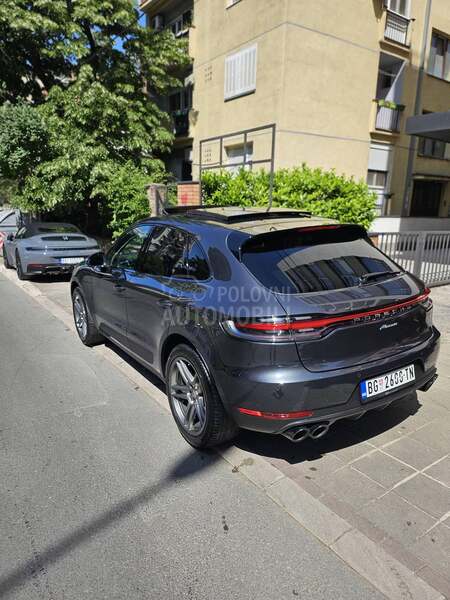 Porsche Macan FABRIKA