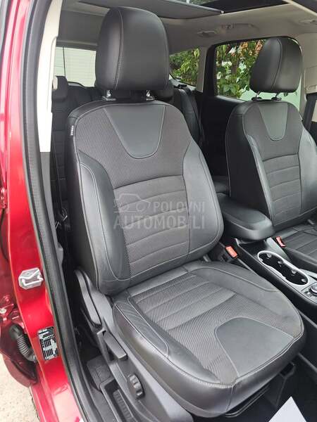 Ford Kuga 2.0Tdci TITANIUM CH
