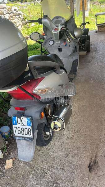 Kymco Grand dink 250
