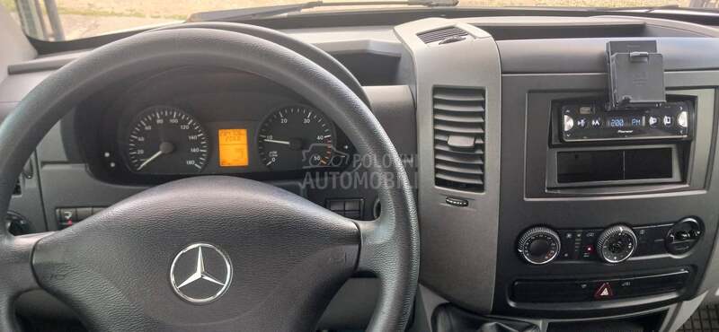 Mercedes Benz 315