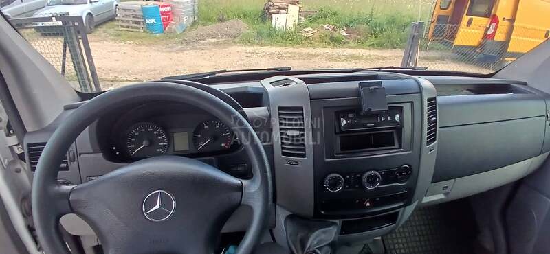 Mercedes Benz 315