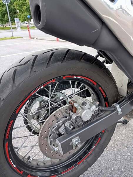 Honda TRANSALP XL 700V