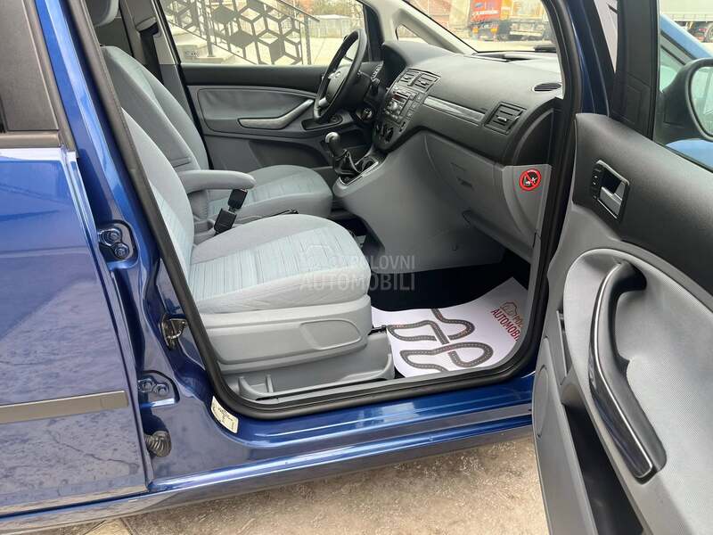 Ford C-Max 16