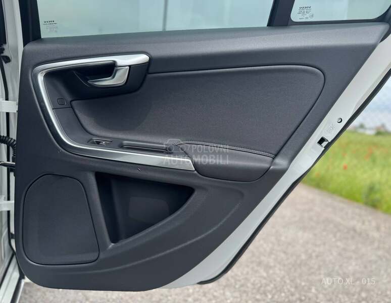 Volvo S60 1.6 E HDI  // N.O.V