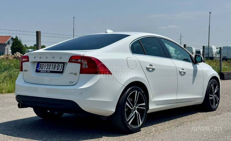 Volvo S60 1.6 E HDI  // N.O.V