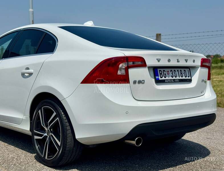 Volvo S60 1.6 E HDI  // N.O.V