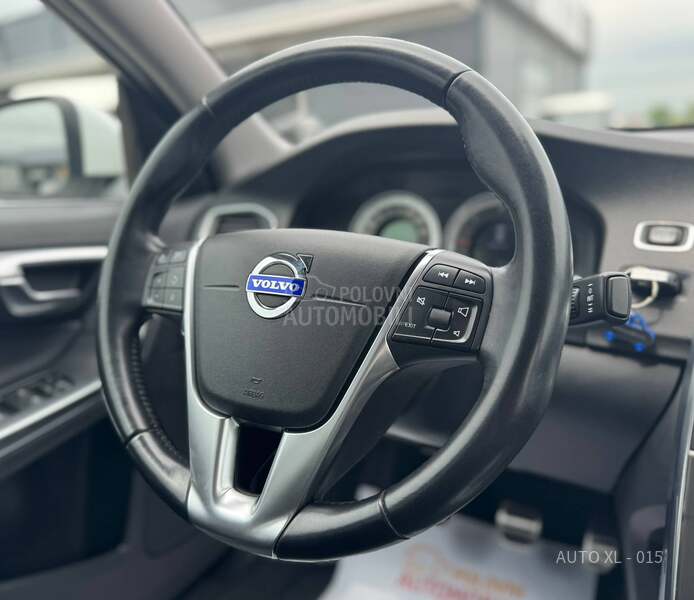 Volvo S60 1.6 E HDI  // N.O.V