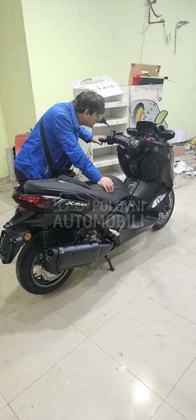 Yamaha XMAX 300 TECH MAX