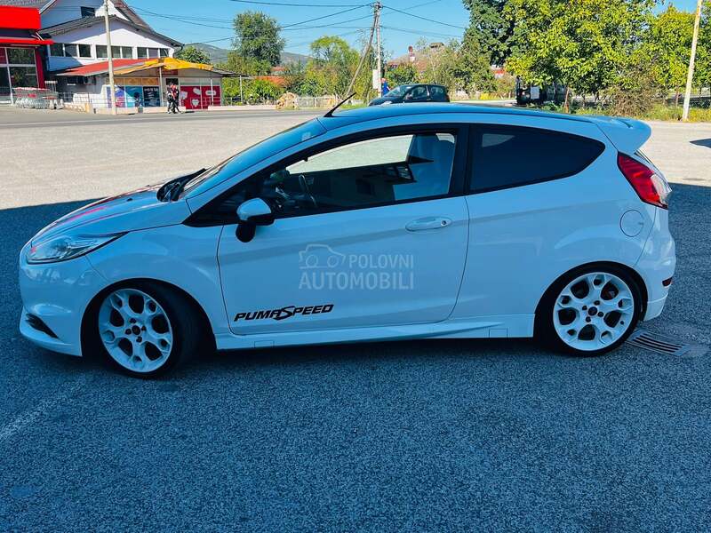 Ford Fiesta 1.6 ST TOOOP CH REG
