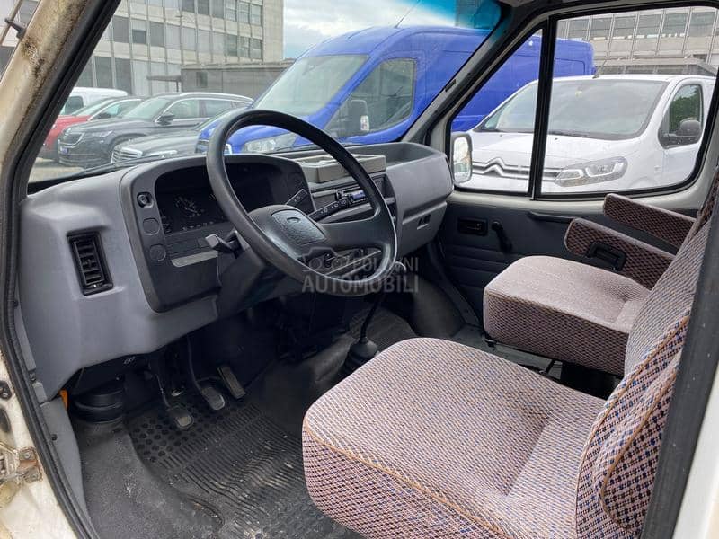 Ford 100 long kamper