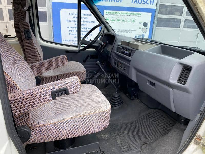 Ford 100 long kamper