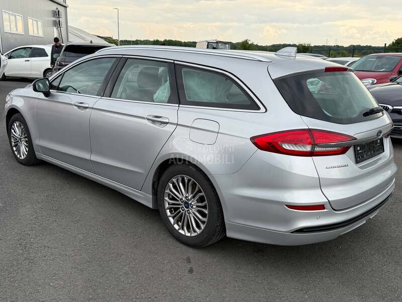 Ford Mondeo 2.0tdci TITANIUM