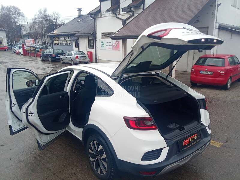 Renault Megane Conquest ARKANA  MILD HIBRID