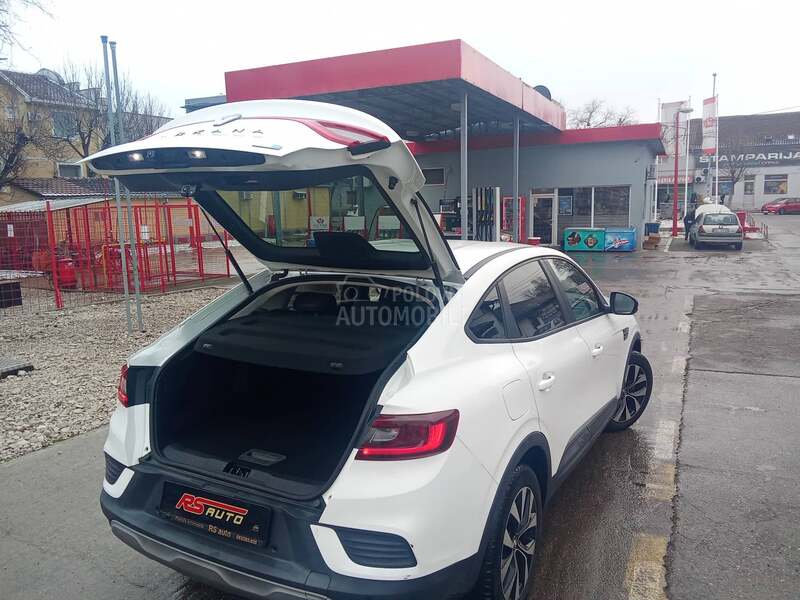Renault Megane Conquest ARKANA  MILD HIBRID