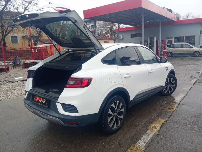 Renault Megane Conquest ARKANA  MILD HIBRID