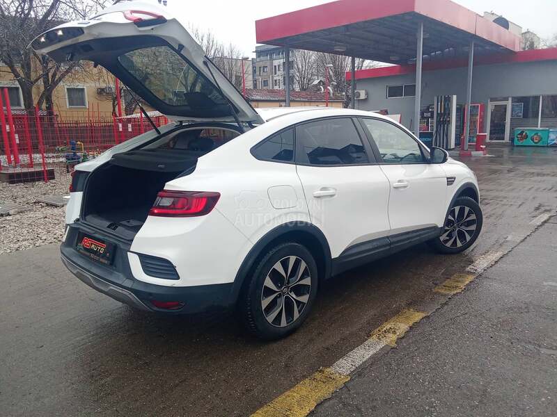Renault Megane Conquest ARKANA  MILD HIBRID