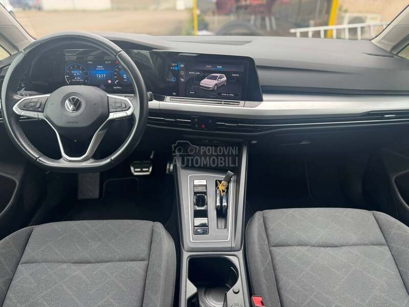 Volkswagen Golf 8 1.5
