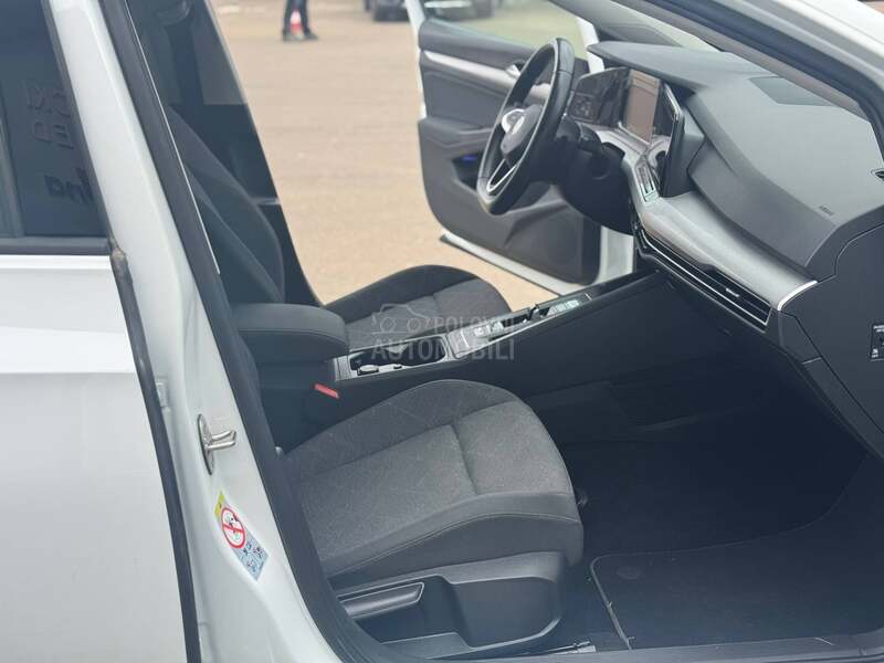 Volkswagen Golf 8 1.5