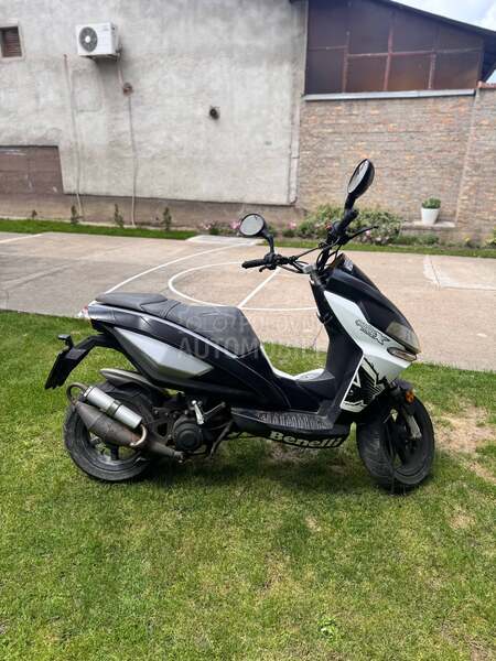 Benelli 49x