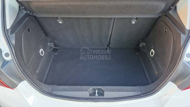 Opel Corsa E 1.4 tn g Srb