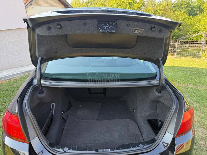 BMW 525 XD LUXURY LCI iz CH