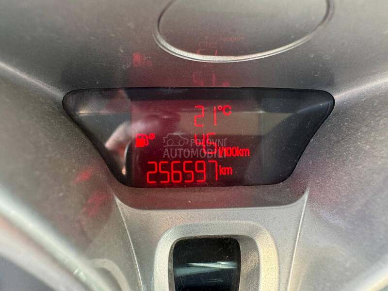 Ford Fiesta 1.6 tdci titanium
