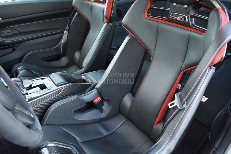 BMW M4 CSL