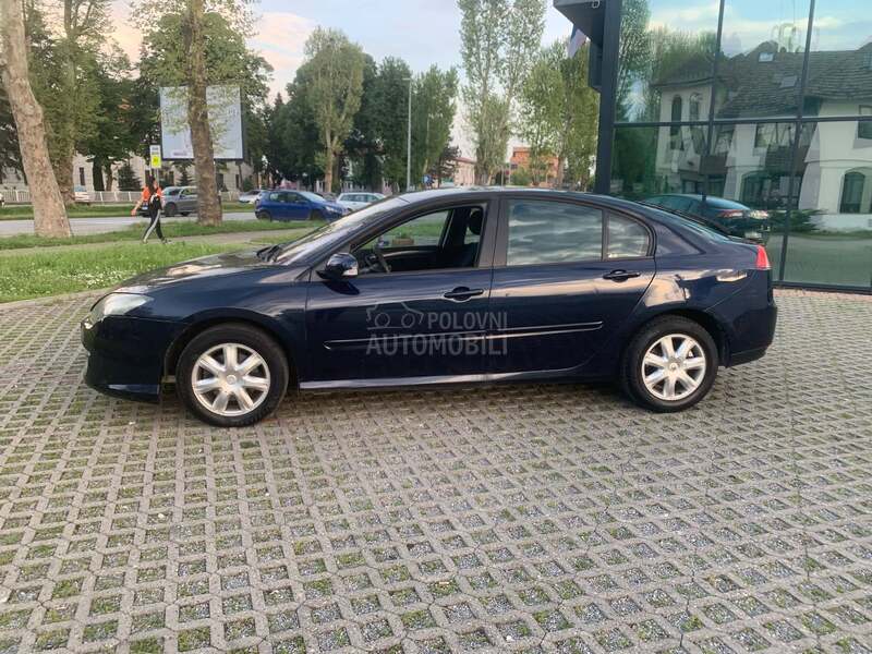 Renault Laguna 