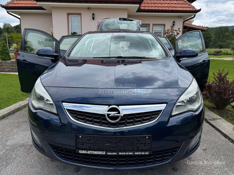 Opel Astra J 1.6 SVAJCARSKA