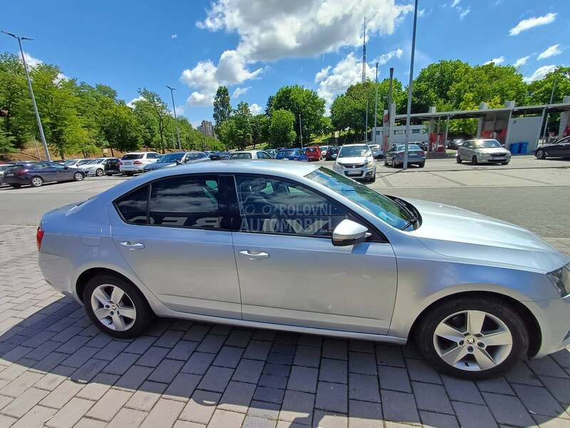 Škoda Octavia 1.6