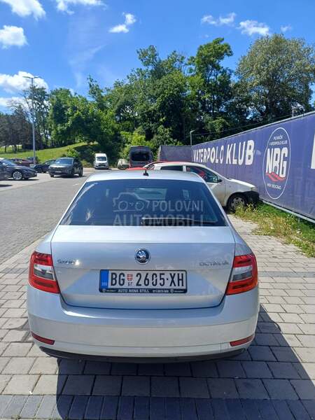 Škoda Octavia 1.6