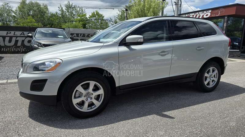 Volvo XC60 2.0 D  N A V I