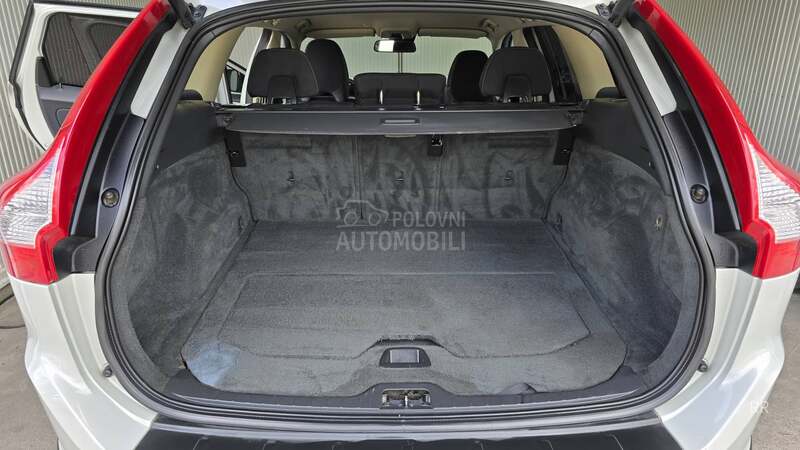Volvo XC60 2.0 D  N A V I