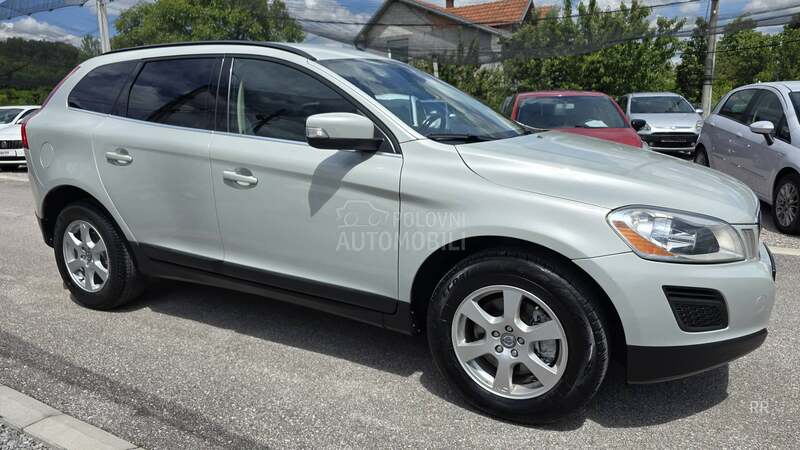 Volvo XC60 2.0 D  N A V I