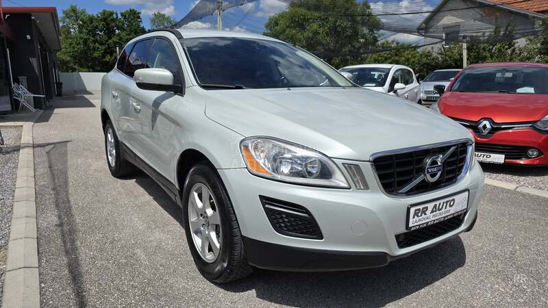 Volvo XC60 2.0 D  N A V I
