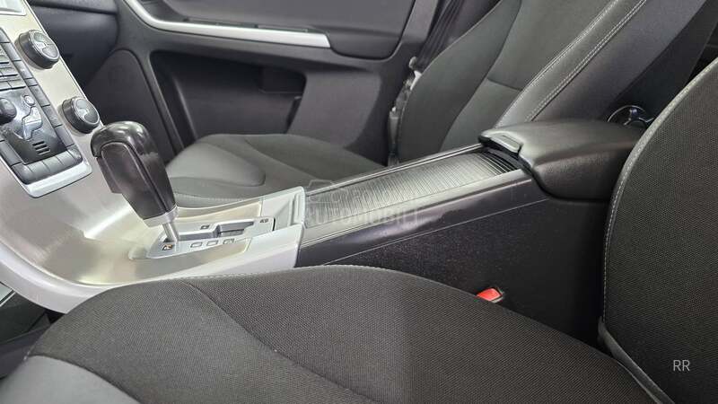 Volvo XC60 2.0 D  N A V I
