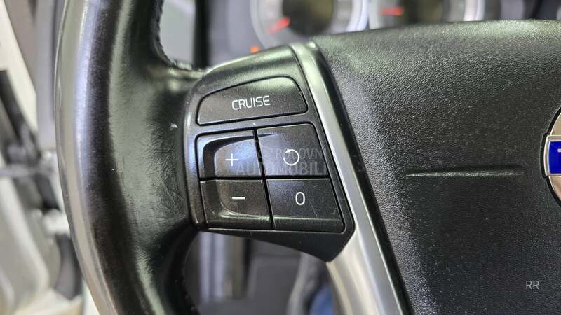Volvo XC60 2.0 D  N A V I