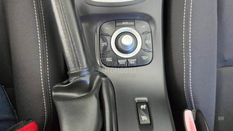 Renault Megane 1.5 DCI  N A V I