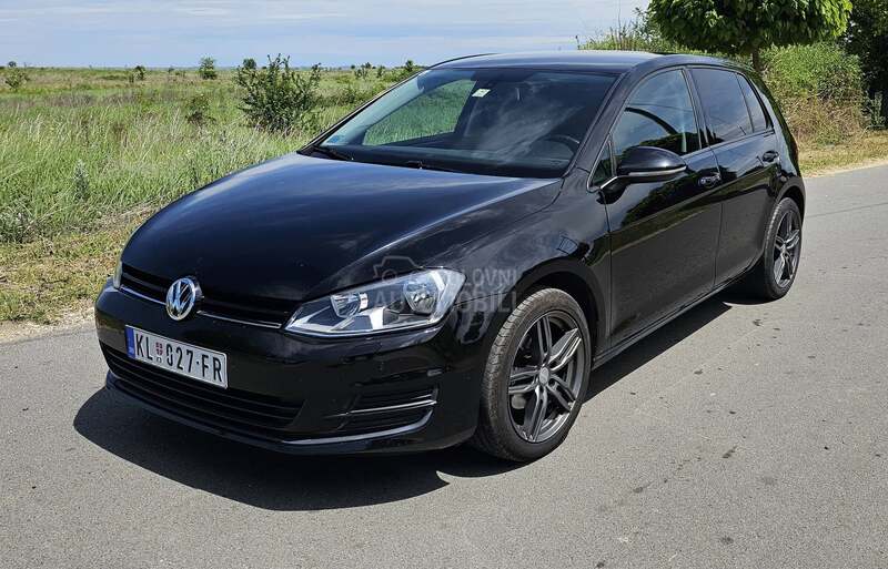 Volkswagen Golf 7 1.2 TSI Bluemotion