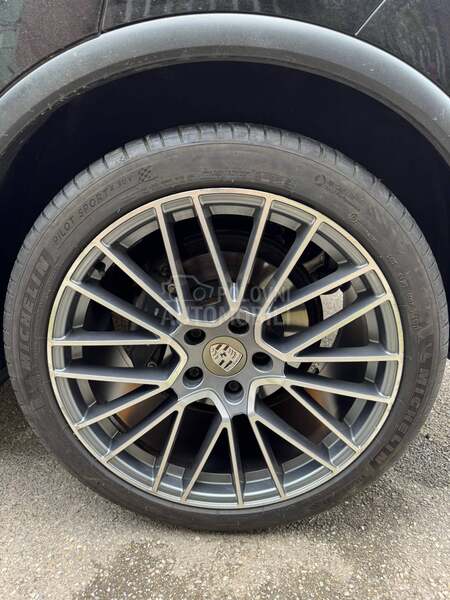 Porsche Cayenne 3.0 TDI CH