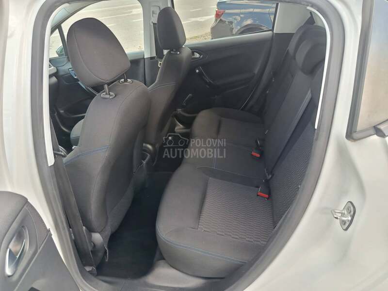 Peugeot 208 1.2ben
