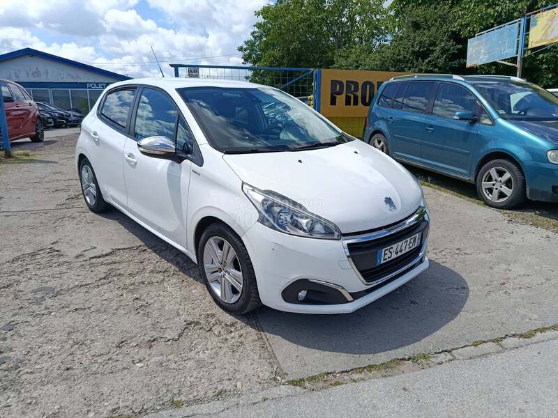 Peugeot 208 1.2ben