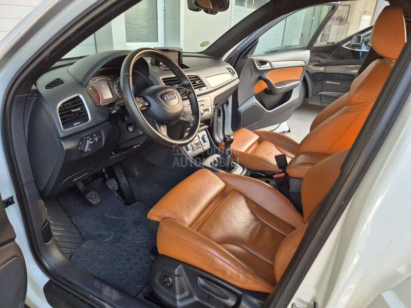 Audi Q3 2,0 TDI Sline