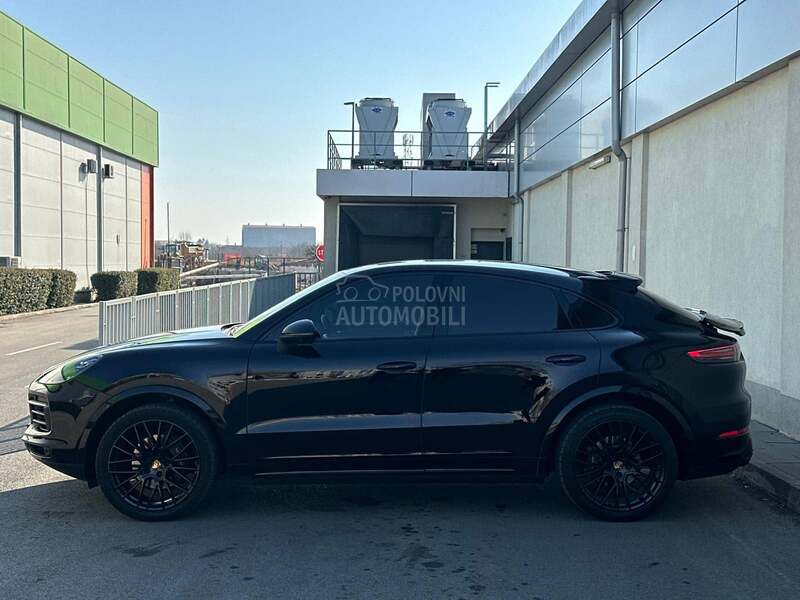 Porsche Cayenne Coupe