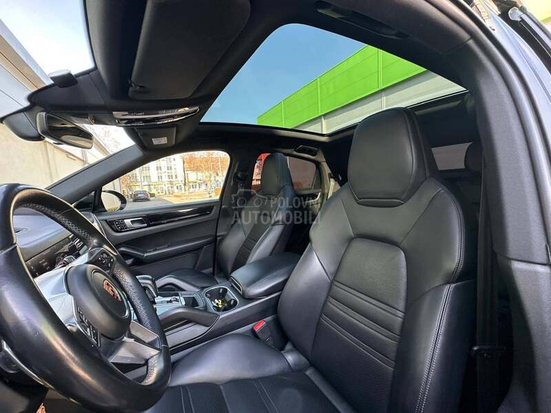 Porsche Cayenne Coupe