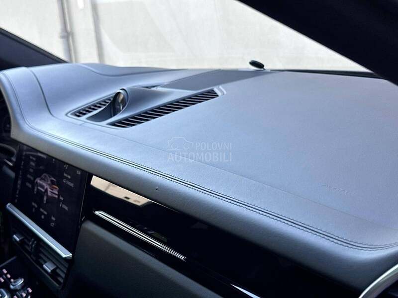 Porsche Cayenne Coupe