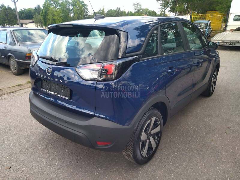 Opel Crossland X  1.2 b LED/NAV