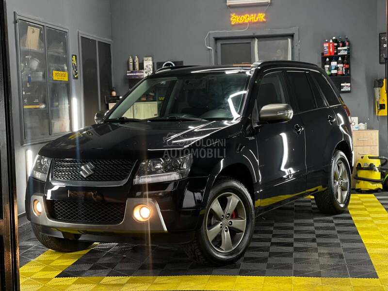 Suzuki Grand Vitara 4x4 R.E.D.U.K.T.O.R